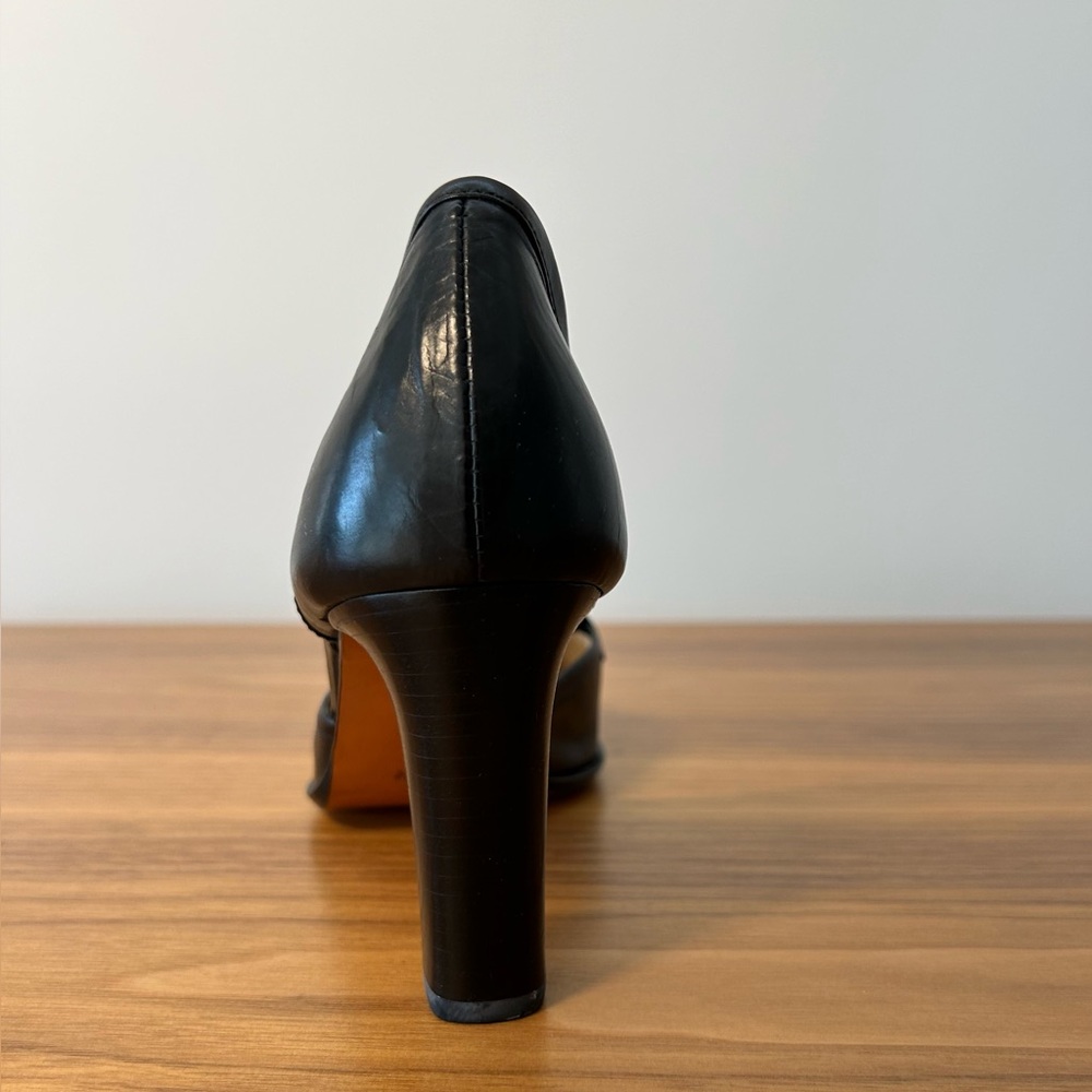 NEW, BALLY Sleek Black Leather High Heels Women’s Size US 7,5 EU 38 - Picture 2 of 7